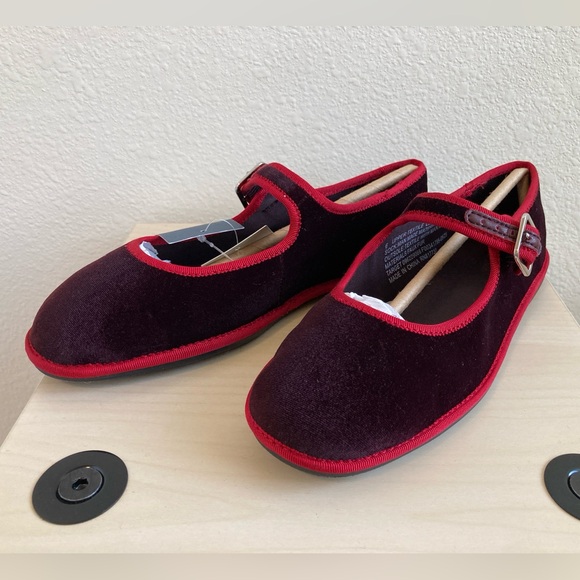 Universal Thread Shoes - Universal Thread Velvet Mary Jane Flats - Burgundy and Red